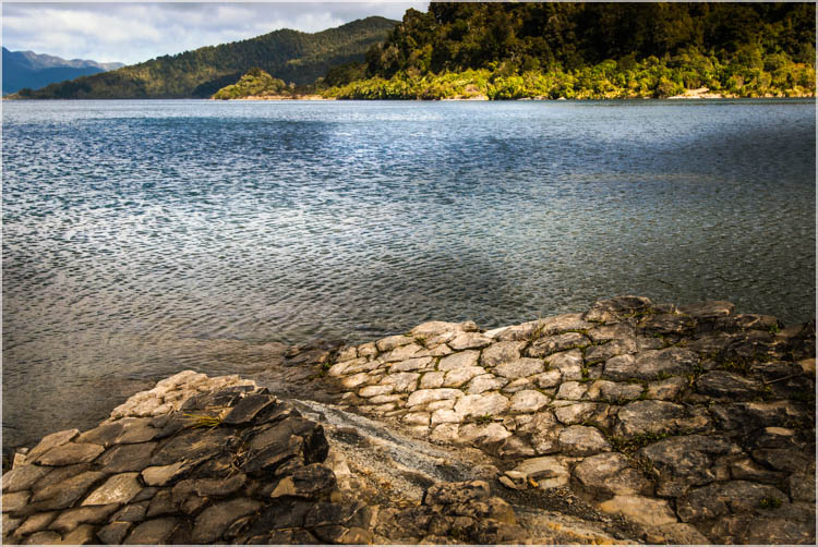 Lake Waikaremoana, NZ-5