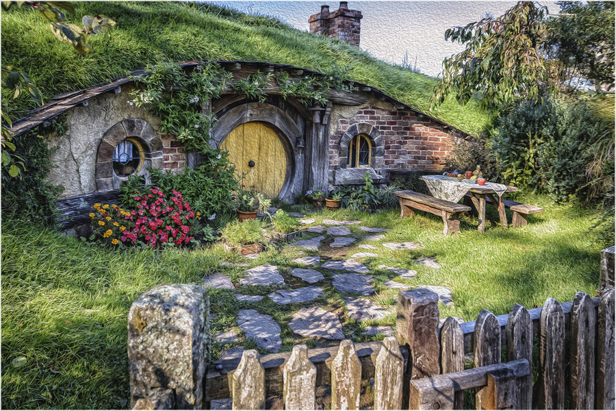 "Hobbiton Snug"
Creative Focus Competition 2015  -  Acceptance
